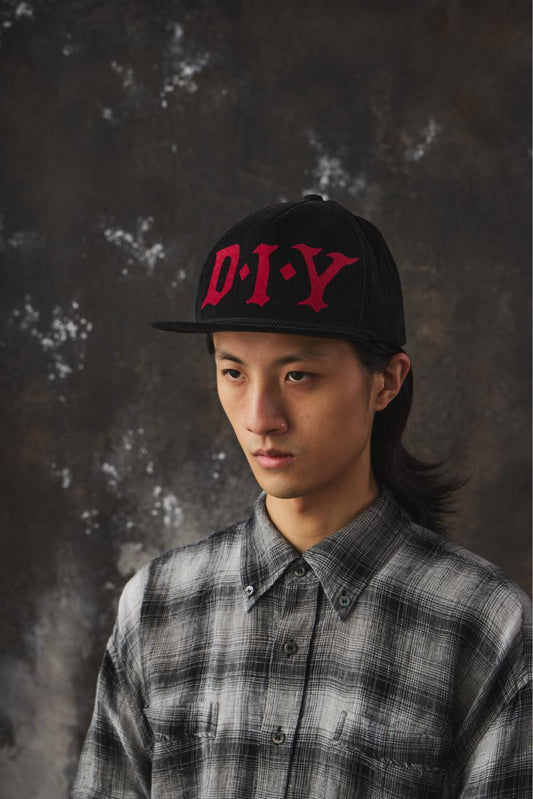 CUTRATE Japan Corduroy "D.I.Y" Baseball Cap Black 復古文字粗條紋燈芯絨棒球帽