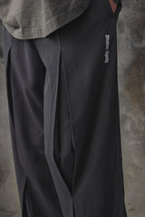 Student Apathy TUCK Slacks 日本潮流品牌 刺繡光澤感打摺西裝長褲