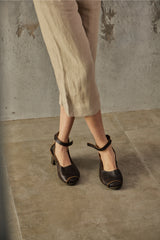 Trippen "Closed" Leather Ankle Wrap Wedge Heels 繞踝綁帶真皮粗跟鞋
