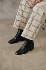 Vintage Black Leather Side-Zip Ankle Boots 黑色全皮革側拉鍊金屬圓扣高跟短靴