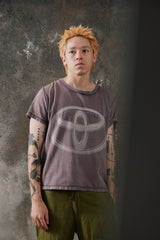 DAYTIMENOVELLA "TOYOTA" Distressed T-Shirt 紐約街頭品牌 豐田logo破壞水洗短T