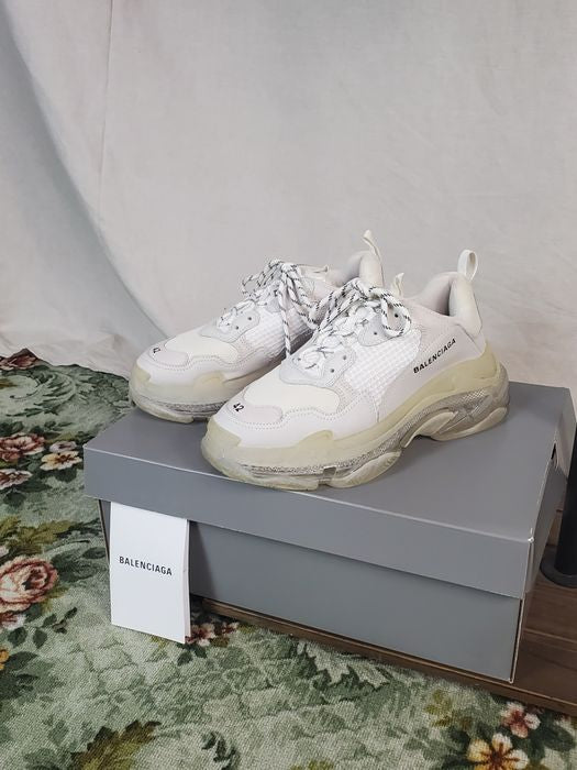 Balenciaga triple s white clear best sale