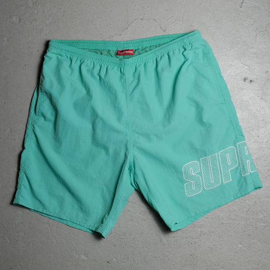 Supreme 19S/S Logo Appliqué Water Short刺繡Logo防潑水休閒短褲