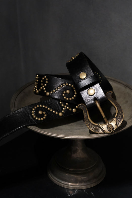 Galcia Black Studded Arabesque Belt with Brass Horseshoe Buckle 黑革黃銅馬蹄釦 手工鉚釘唐草腰帶