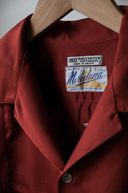 Vintage “Meridana” Guayabera Shirt 古著暗紅色刺繡古巴襯衫