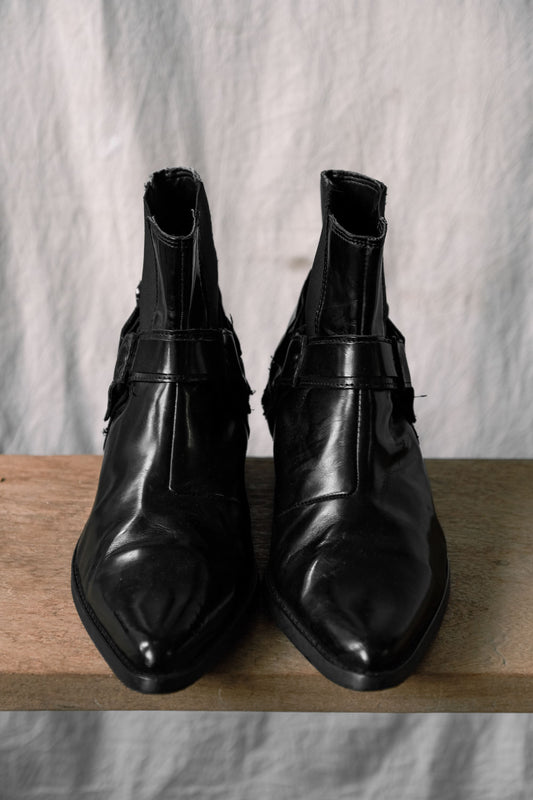 ASOS” Leather Strap Chelsea Boots with Strap Made in Portugal 皮帶裝飾切爾西皮靴 葡萄牙製