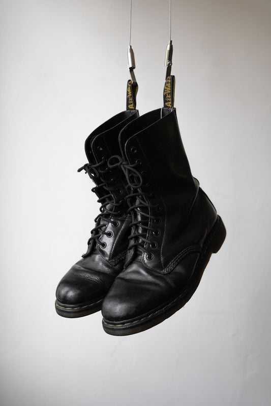 Dr.Martens 1490 10eyes レザーブーツ Dr.Martens 10ホール レザーブーツ
