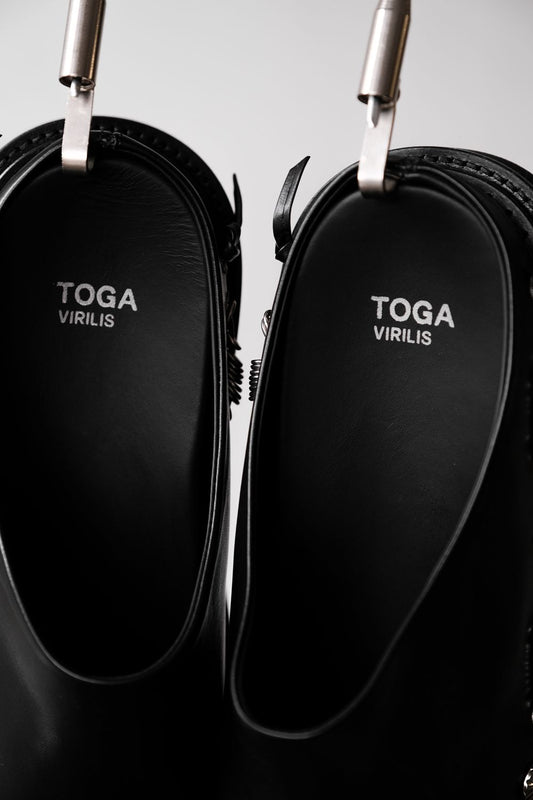 TOGA VIRILIS Leather Studded Clogs 金屬鑲嵌皮革拖鞋 全新品