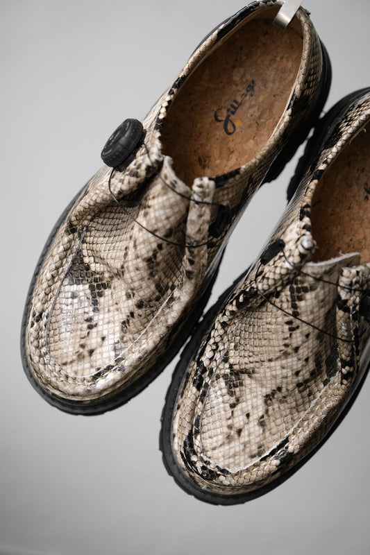 Sillage PG CHAUSSURE de MARCHE Snakeskin Freelock Shoes 日本設計師品牌 蛇皮壓紋旋鈕莫卡辛鞋