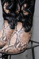 Black Leather &Python-Embossed Cowboy Boots黑色牛皮拼蟒紋壓紋牛仔靴