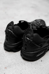 Nike Air Kukini Triple Black Sneakers 魚骨支架復古運動鞋