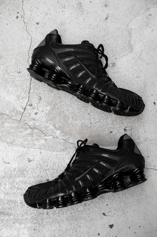 Nike Shox TL Triple Black 彈簧運動鞋