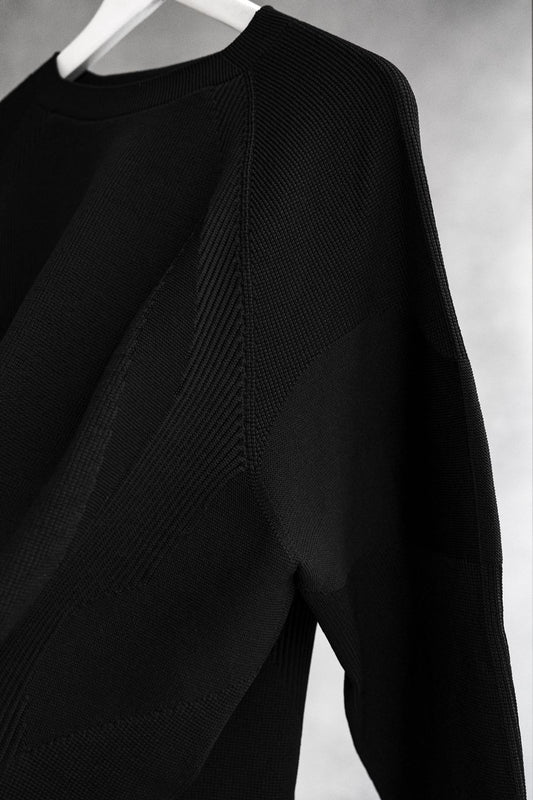 Nozzle Quiz WHOLEGARMENT Sweater 台灣設計師品牌 圓領立體針織毛衣