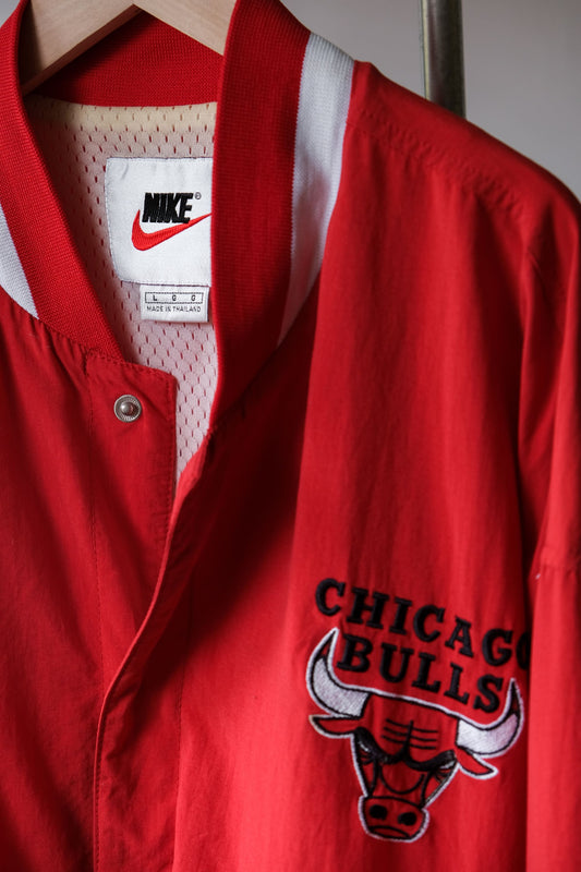 Nike 90s Vintage NBA Chicago Bulls Windbreaker Jacket Chicago Bulls windbreaker jacket