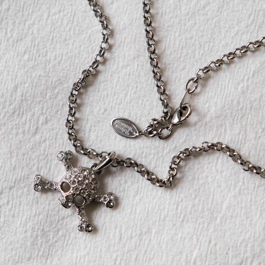 <span>Vivienne Westwood Skull Necklace </span>薇薇安·魏斯伍德 鑲鑽骷髏項鍊