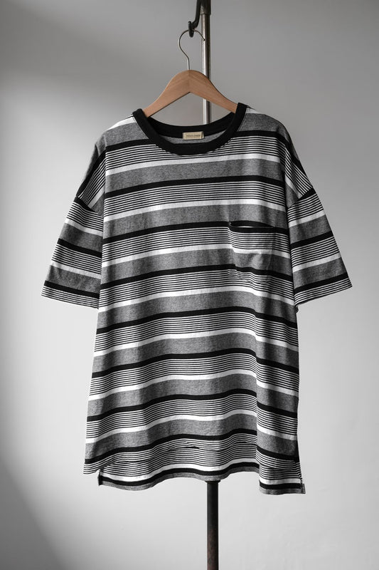 YSTRDY’S TMRRW Border Baggy Tee 日本設計師品牌 寬版條紋口袋短T 黑