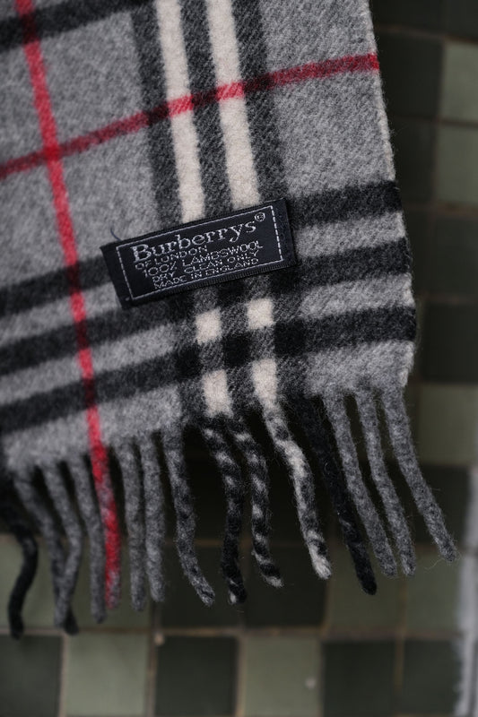 Burberrys Vintage Nova Check Wool Scarf Made in England 英國製 經典格紋羊毛圍巾 淺灰