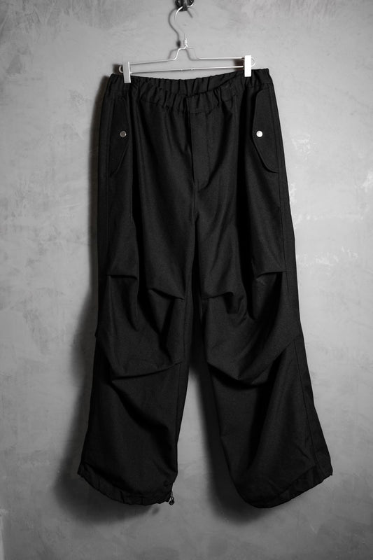 JieDa 24F/W ルーズパラシュートパンツ 日本のデザイナーブランドの立体プリーツパラシュートワイドパンツ