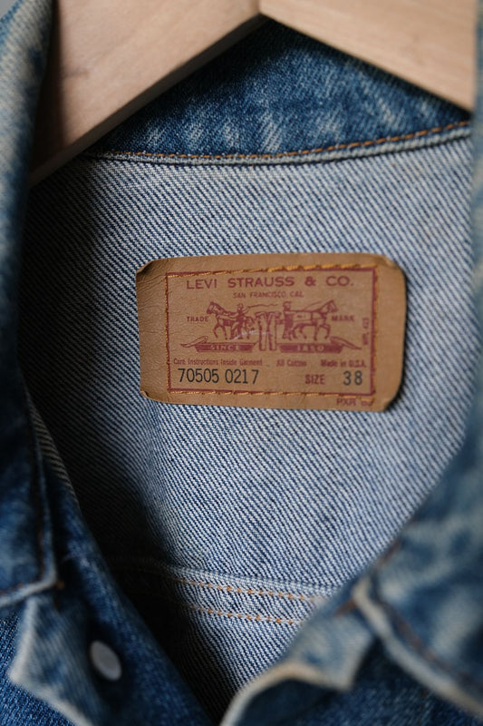 Levi’s 1990’s 70505-0217 Type 3 Denim Trucker Jacket Made in USA 美國製 三代丹寧夾克