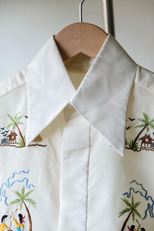 Vintage Embroidered Poiny Collar Shirt Vintage point collar embroidered shirt off-white