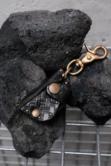 CALEE Black Embossed Leather Floral Stud Key Case 日系復古美式品牌 編織壓紋皮革花朵鉚釘鑰匙包 全新