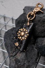 CALEE Black Embossed Leather Floral Stud Key Case 日系復古美式品牌 編織壓紋皮革花朵鉚釘鑰匙包 全新