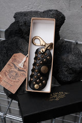 CALEE Black Leather Pyramid Stud Key Case 日系復古美式品牌 金字塔鉚釘皮革鑰匙包 全新