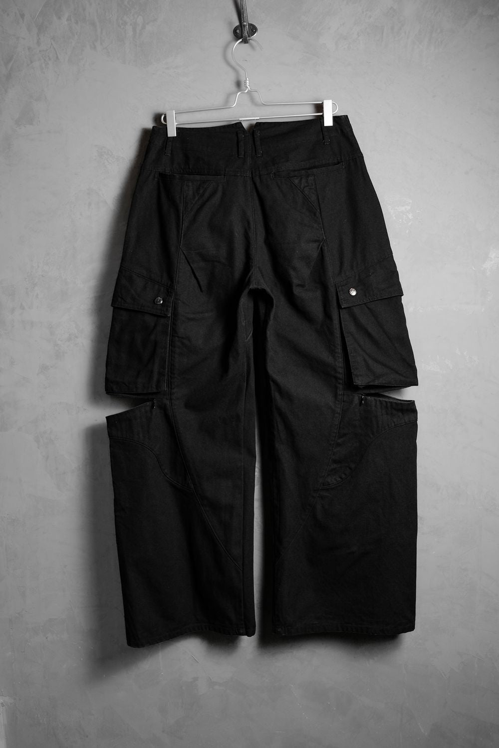 Professor.E 24F/W - E Cargo Pants *全新含吊牌 – 伴古著二手買取選品