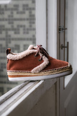 See By Chloe Shearing Espadrille Sneakers 棕褐色毛皮平底球鞋(商品在海葵工作室)