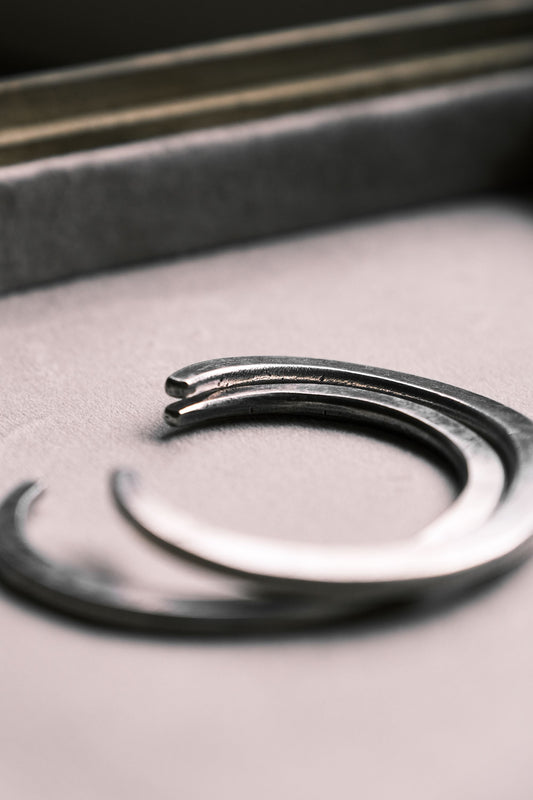 Minimalist sterling silver 999 bracelet