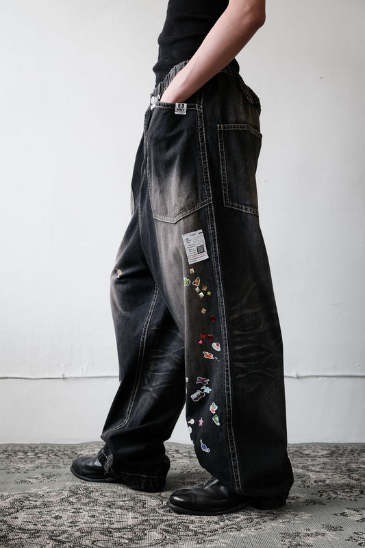 Maison Mihara Yasuhiro 25S/S Baker Jeans w Sticker Japanese designer brand Mihara Yasuhiro light washed denim sticker wide pants