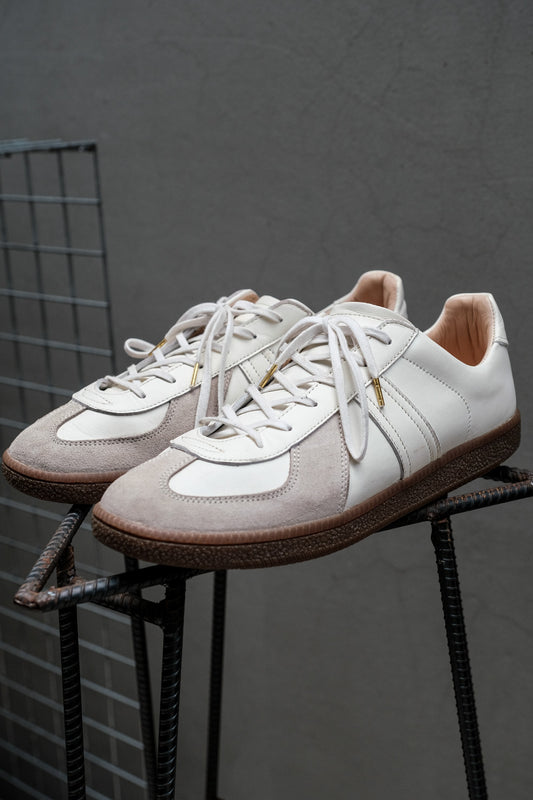THE BOOTS MATERIAL GT1980 Frankfurt 日本手工真皮德訓鞋 灰白拼接