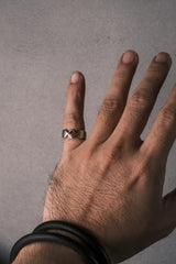German Vintage Geometric Folded Band Ring with Square Amber-tone Stone 德國古董 幾何摺疊寬版戒｜方切琥珀色石