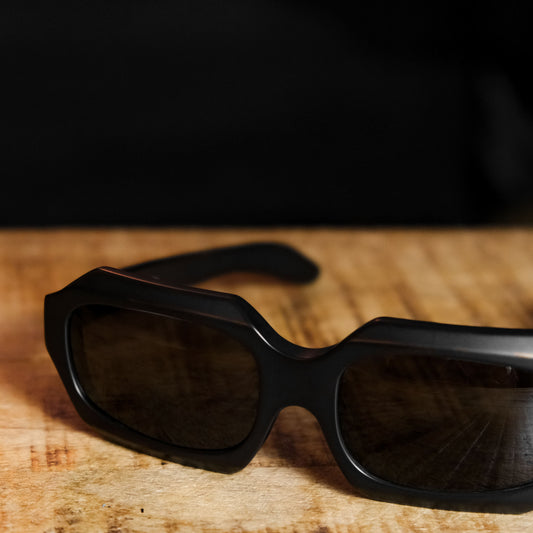 Kuboraum Maske X2 - Black Brunt Sunglasses 光滑面黑框太陽眼鏡 柏林時尚眼鏡品牌 義大利手工製