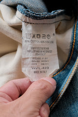 Vintage Levi's RED 2001 1st Comfort Blue Denim Jeans Made in Italy復刻紅線 2001 年初代立體剪裁流蘇褲腳牛仔褲