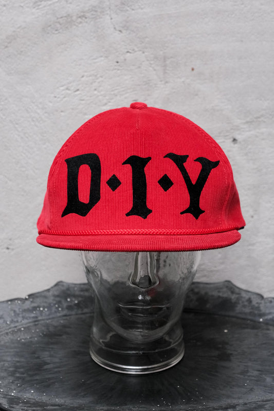CUTRATE Japan Corduroy "D.I.Y" Baseball Cap 日本街頭品牌 復古文字粗條紋燈芯絨棒球帽 全新
