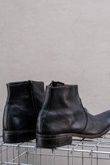 Distressed Side Zip Round Toe Leather Ankle Boots舊化刷色側拉鍊圓楦短靴 黑色