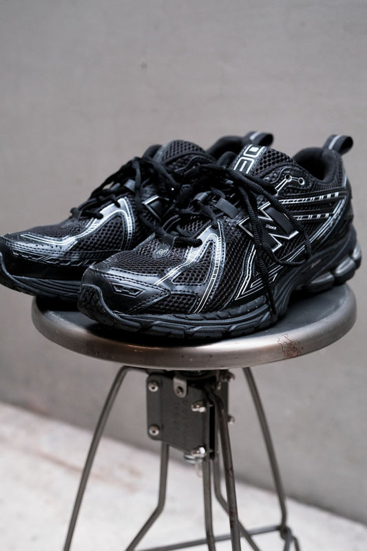 New Balance 1906R Black
