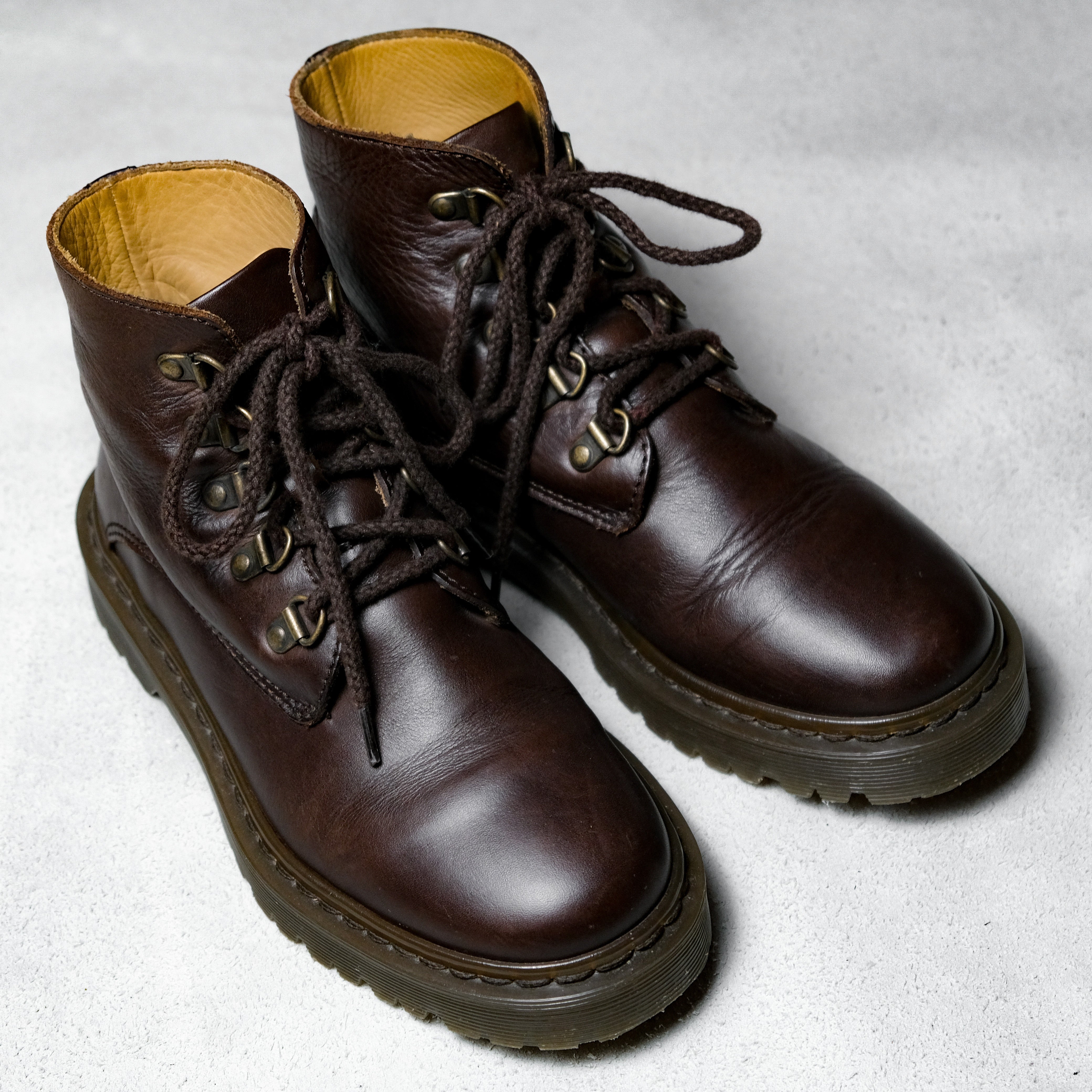 A.P.C. Hiking Boots 法國品牌 牛皮中筒戶外靴