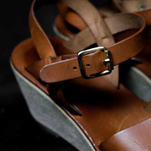A.P.C. JUDITH SANDALS 法國時尚品牌植鞣革意大利牛皮楔型涼鞋