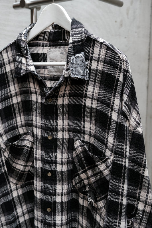 MADNESS SHREDDED CHECK SHIRT-Black