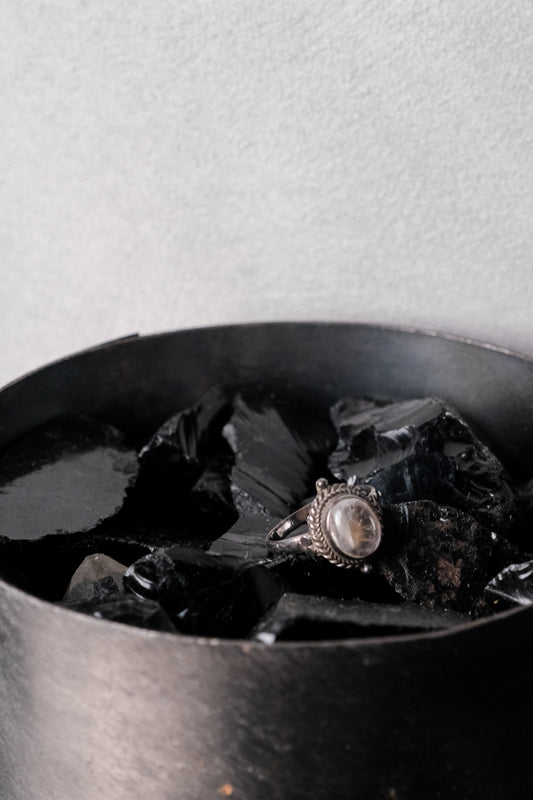 Sterling Silver Vintage Moonlit Rope Ring 純銀古著月光繩紋戒