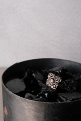 Vintage Victorian Gothic Sterling Silver Ring 純銀古著哥德黑石工匠銀戒