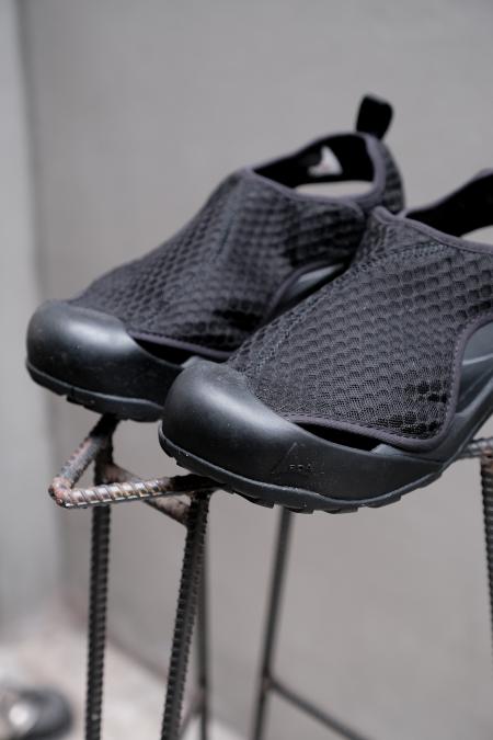 ROA ARPY BLACK 戶外機能品牌 機能網布涼鞋 Vibram大底