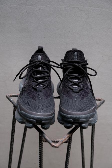 Nike Air Max Scorpion Flyknit "Triple Black" sneakers 全黑氣墊球鞋