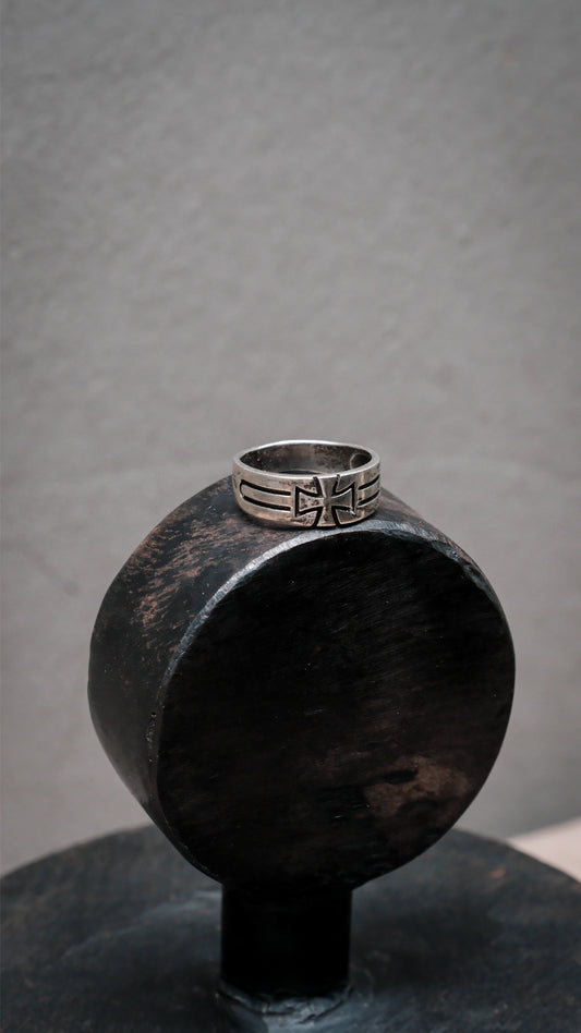 Sterling Silver 925 Cross Pattée Grooved Band Ring 純銀 鐵十字溝紋戒