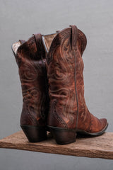 Ariat Genuine Brown Leather Cowboy Boots Snip Toe Brogue Western Boots 復古尖頭雕花藤蔓刺繡西部長靴