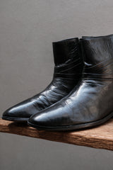 STACY ADAMS Ruched Leather Side-Zip Dress Boots (Leather Sole / Black) 美國經典鞋履品牌&nbsp; 經典皮革褶皺側拉鍊尖圓頭紳士短靴 (皮底/黑色)