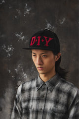 CUTRATE Japan Corduroy "D.I.Y" Baseball Cap Black 復古文字粗條紋燈芯絨棒球帽