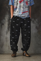 Supreme Repeat Script Sweatpant FW25 - Black 滿版草寫標誌刷毛運動長褲
